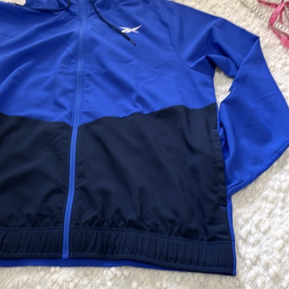 NWT REEBOK Men’s Training Jacket Size Large - Picture 7 of 10